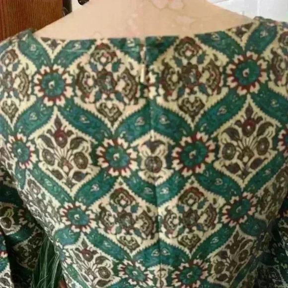 Plenty by Tracey Reese, 100% Silk Dress Wooden Ring detail at waist. Size 8 - Picture 7 of 12